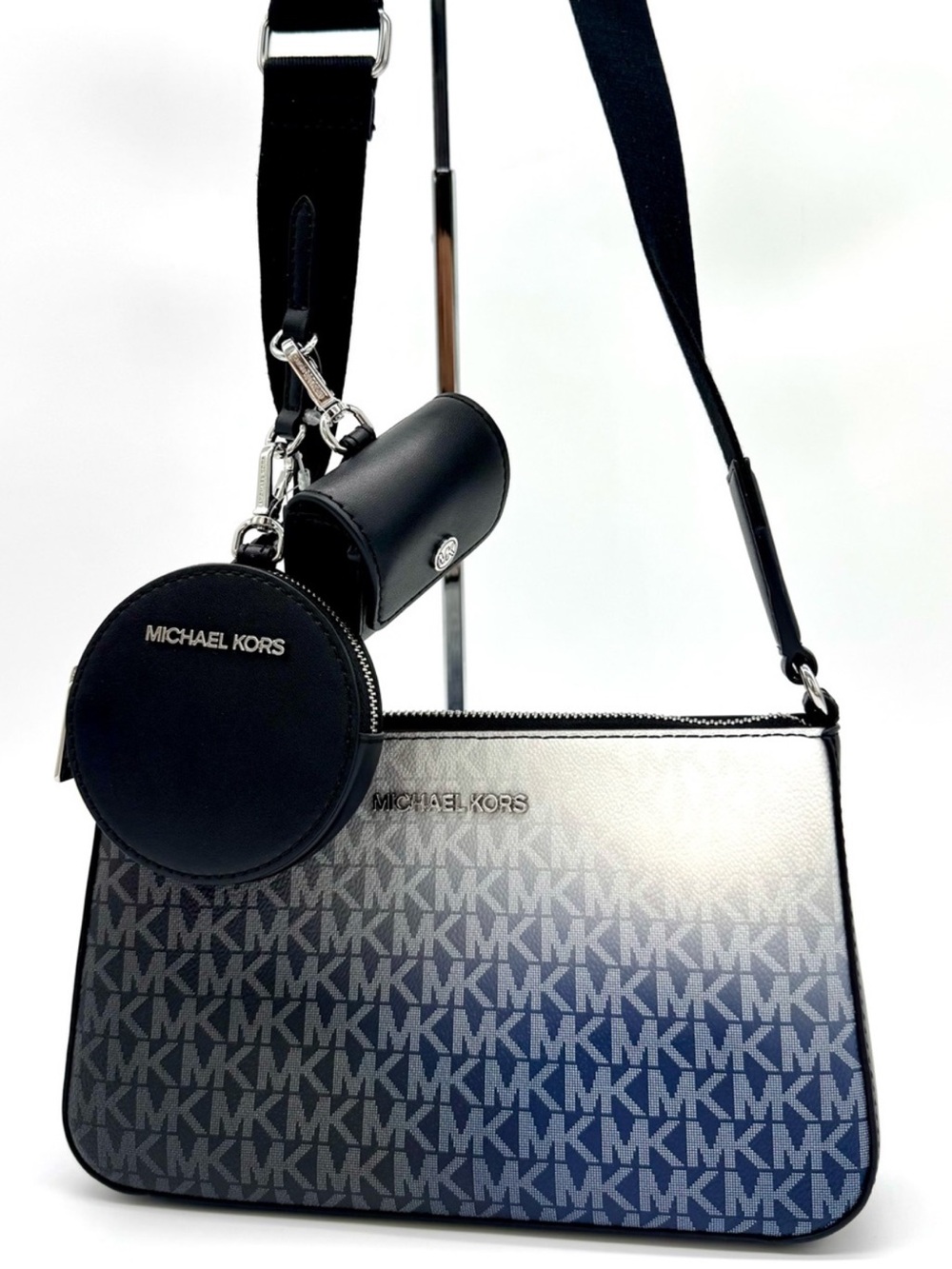 Michael Kors Jet Set Logo Crossbody Bag w Case for Apple AirPods Pro Black Multi